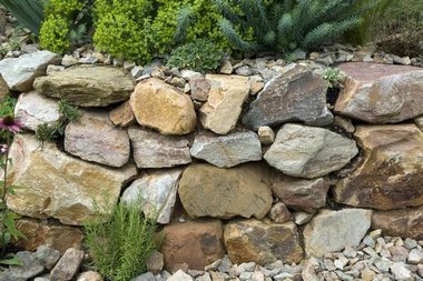 Boulder-Retaining-Wall-Buckley-WA